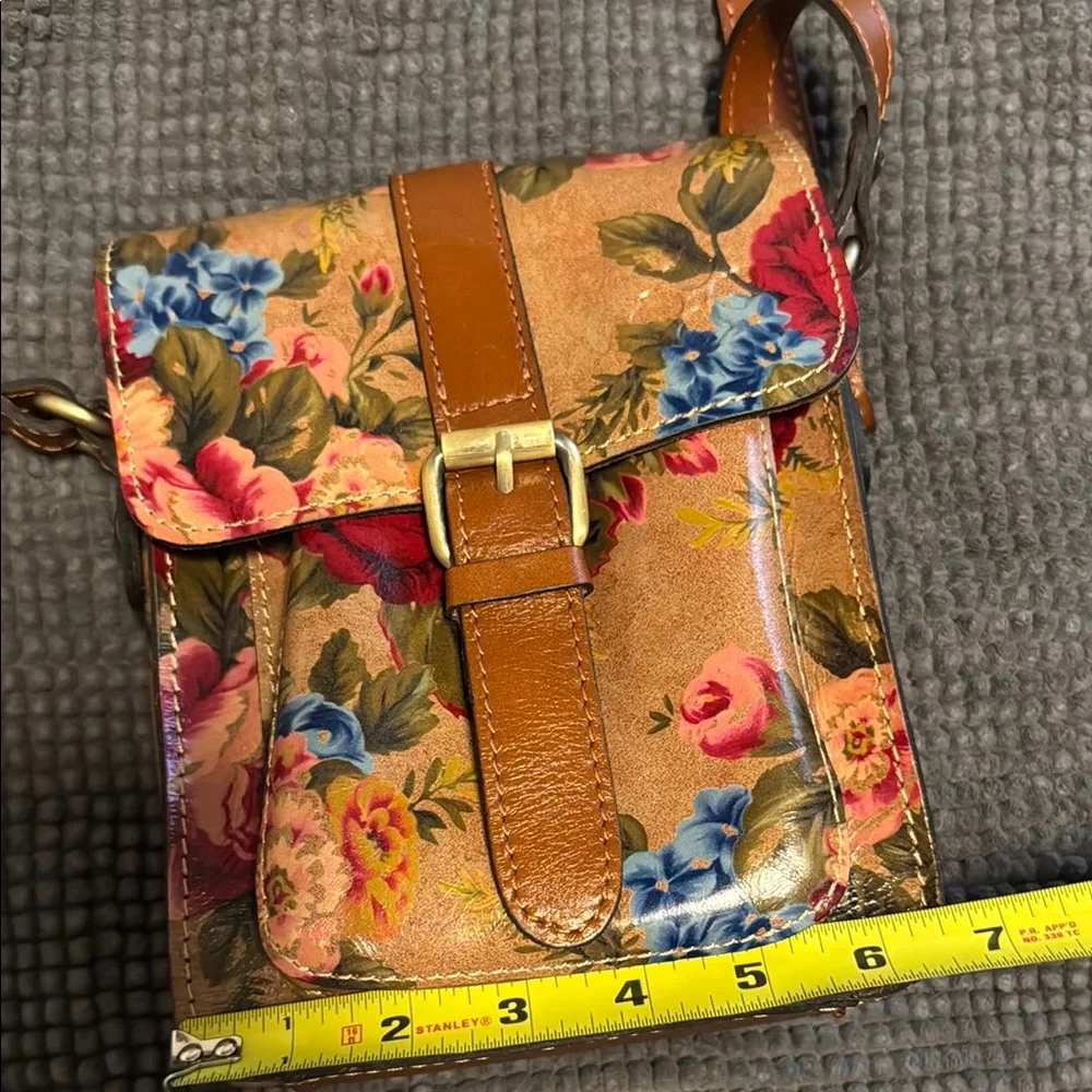 Patricia Nash Brown and Tan Crossbody Bag with Floral Pattern - Picture 6 of 7